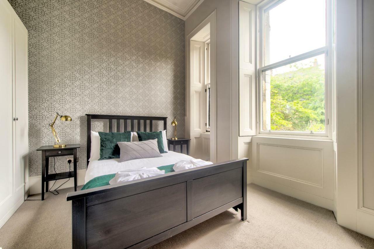 32 Victoria Crescent Road Appartamento Glasgow Esterno foto