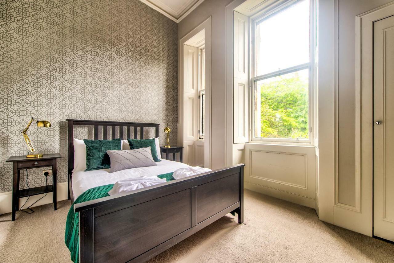 32 Victoria Crescent Road Appartamento Glasgow Esterno foto